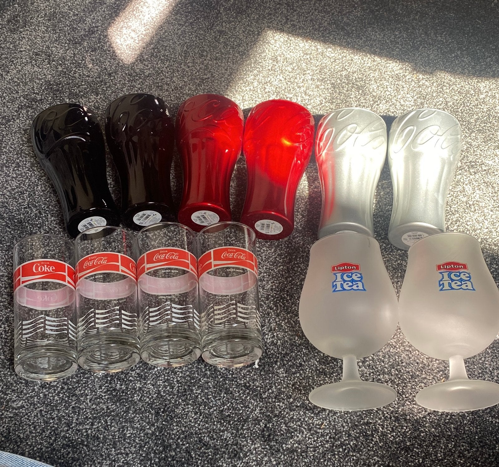 Diverse glazen: Coca-Cola en Lipton Ice Tea, Ophalen, Zo goed als nieuw, Meerkleurig, Glas