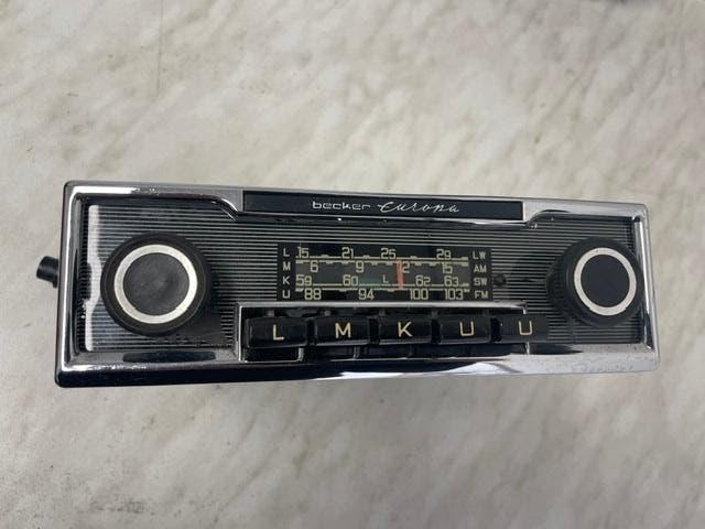 Becker Europa autoradio, Ophalen, Gebruikt
