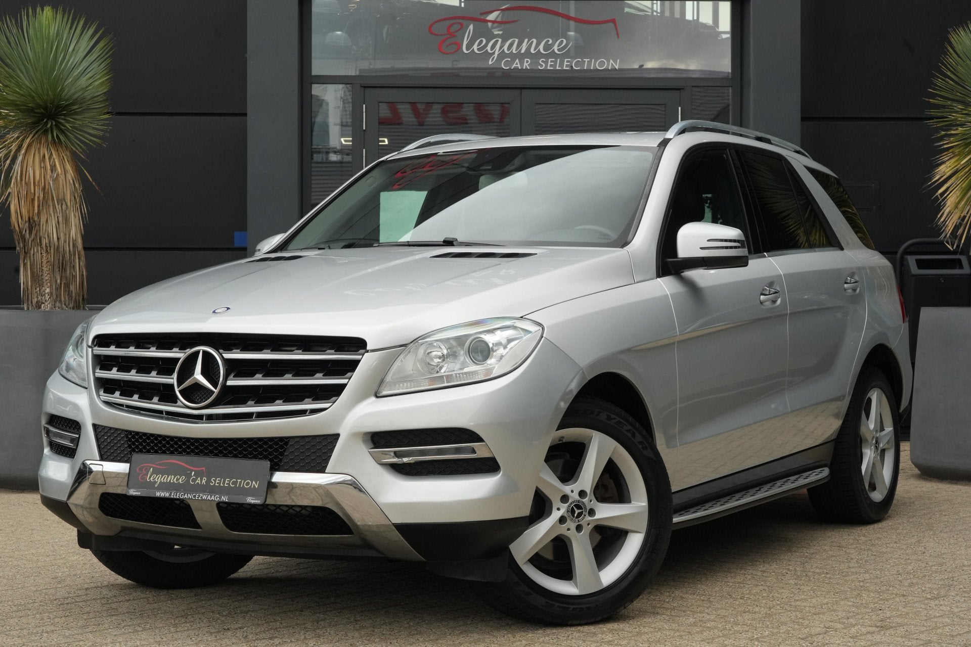 Mercedes-Benz M-Klasse 350 | 306PK | Schuifdak | Leder | Cam, Auto's, Automaat, Euro 5, Gebruikt, Zwart