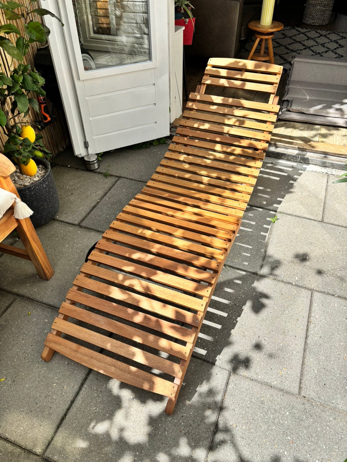 Inklapbaar houten ligbed met kussen - ACTION, Ophalen, Nieuw, Hout, Inklapbaar