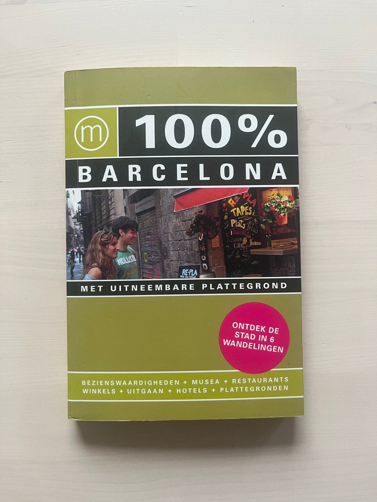 100% Barcelona Reisgids - Ontdek de stad in no-time!, Budget, Europa, Ophalen of Verzenden, Reisgids of -boek