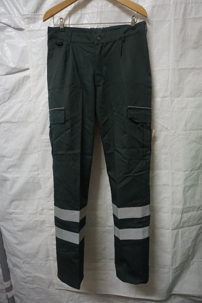 Nieuw! groene rescuewear EHBO werkbroek broek | Maat 44 XS, Tuin en Terras, Werkkleding, Onbekend, Nieuw, Ophalen of Verzenden
