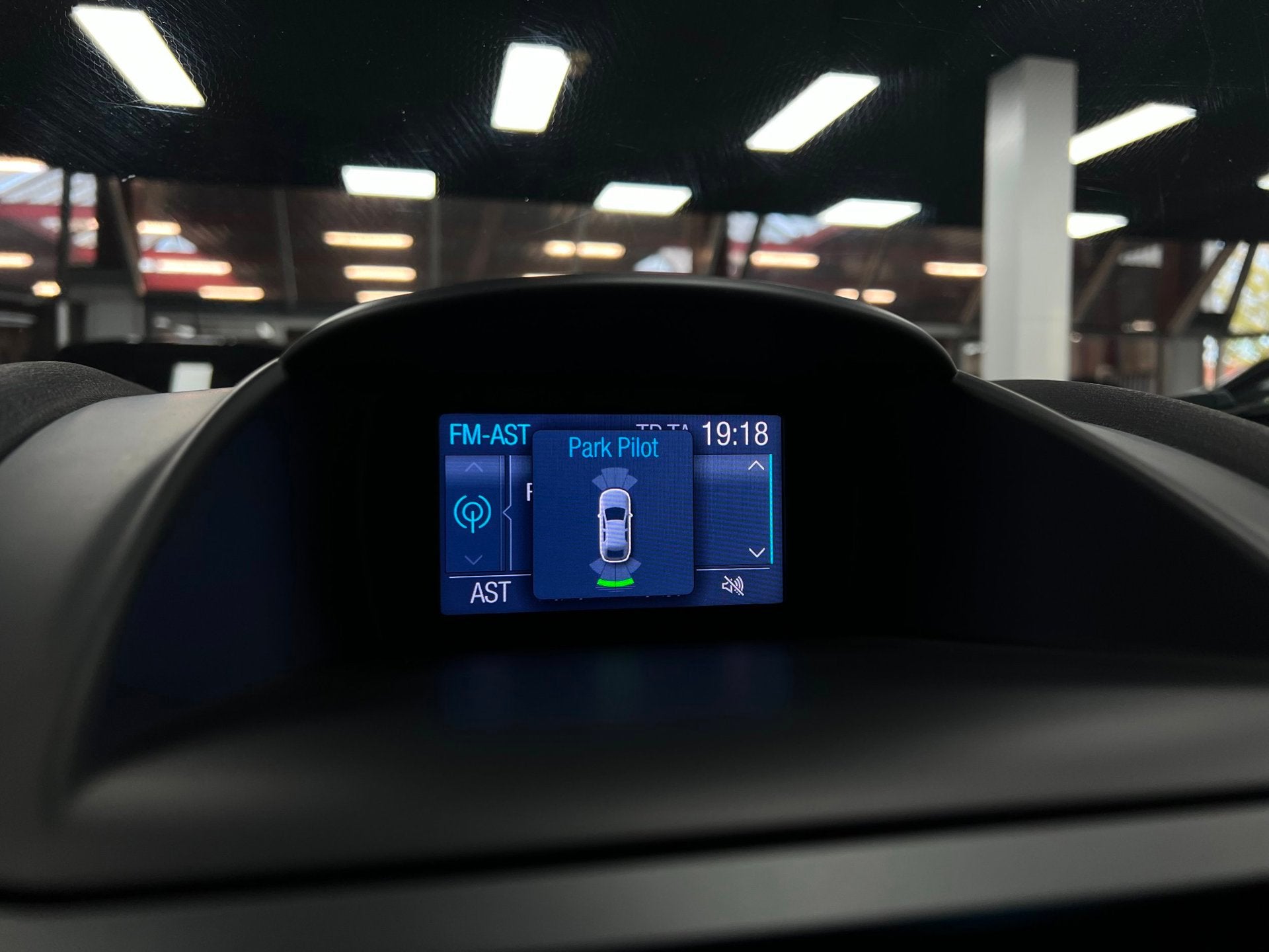 Foto 19 van Ford Fiesta 1.0 Airco | Parkeersensoren | Led