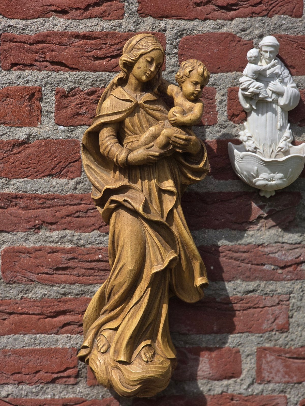 Beeld Maria met kind - imitatiehout, Antiek en Kunst, Ophalen of Verzenden