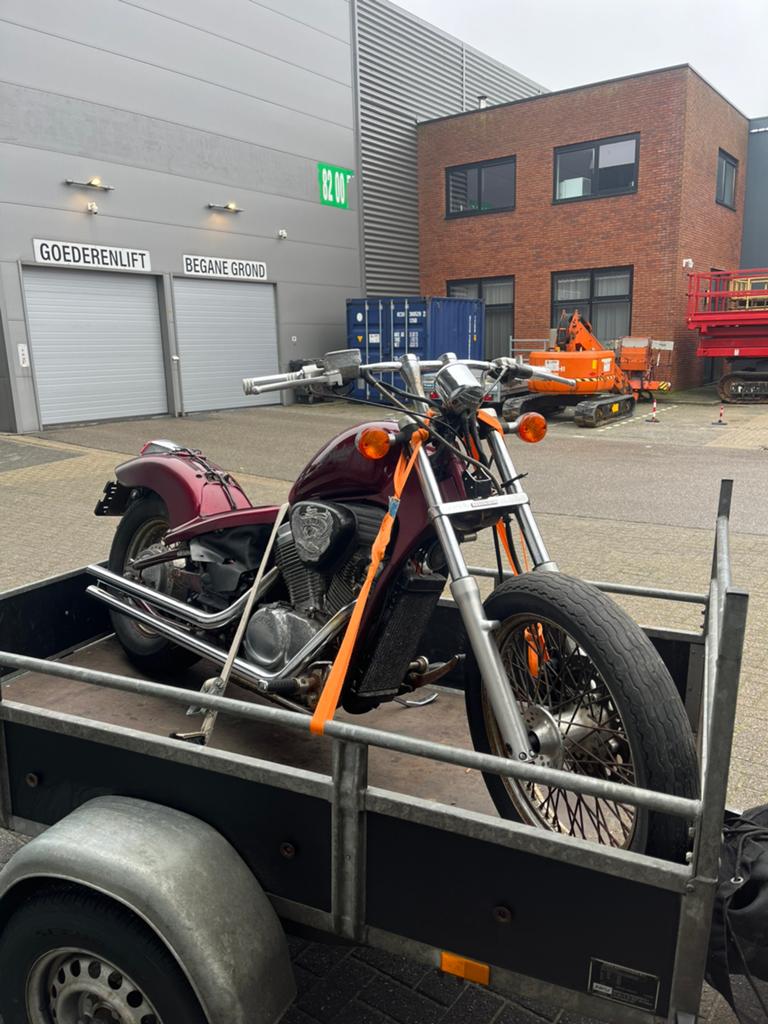 Dik Honda Shadow vt600c 1991 project, Motoren, Motoren | Suzuki, Particulier, Chopper, 12 t/m 35 kW, 2 cilinders, Minimaal motorrijbewijs A2