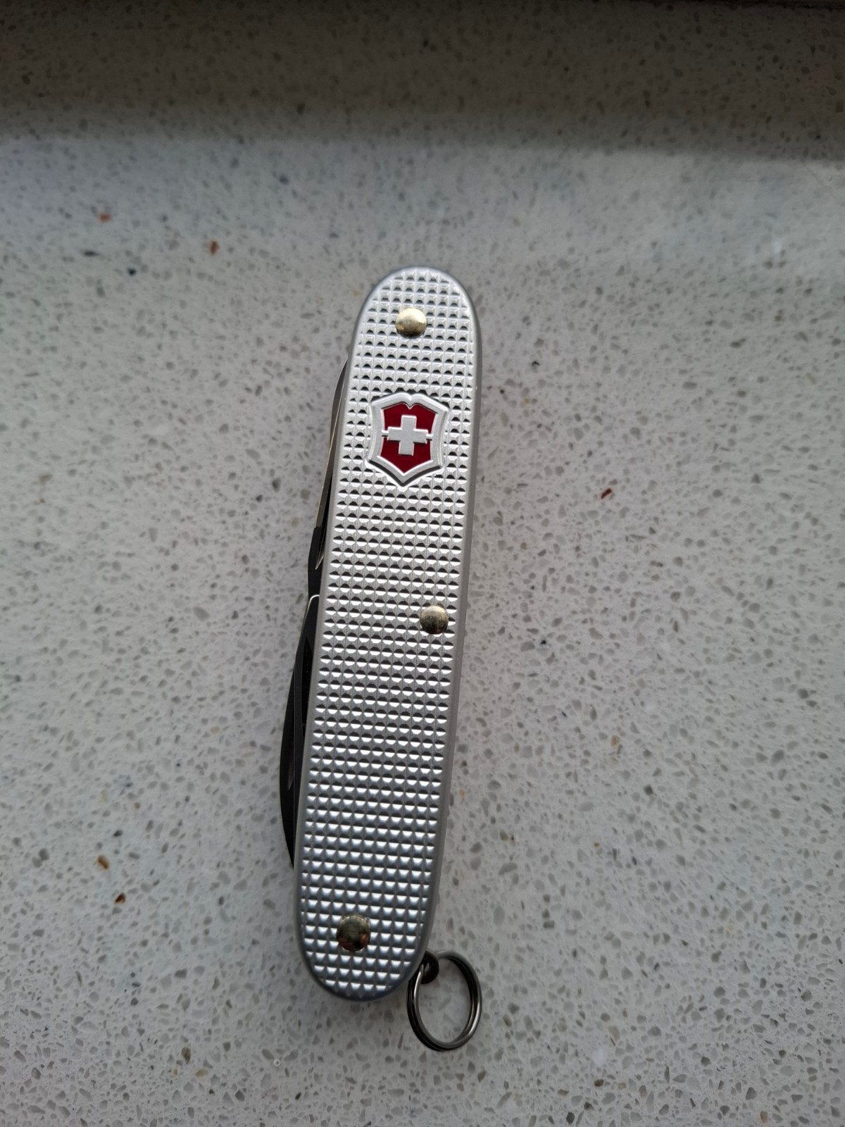 Victorinox Pioneer X Alox mes zakmes, Caravans en Kamperen, Ophalen of Verzenden, Nieuw