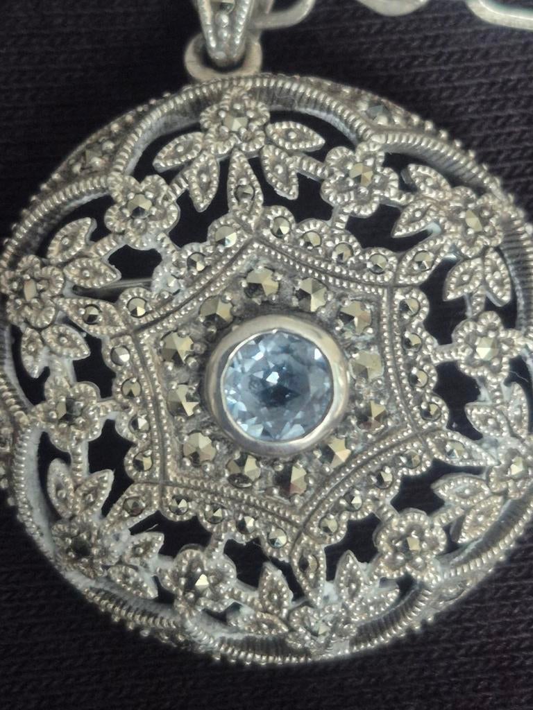 Filigraan hanger & broche, Gebruikt, Ophalen of Verzenden, Bloem of Plant, Zilver