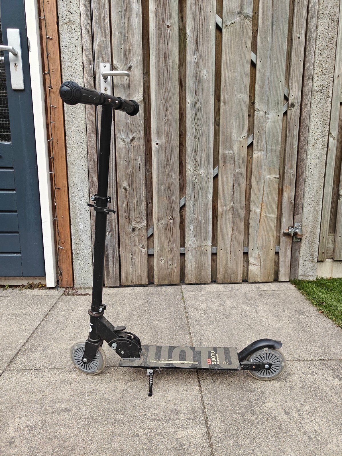 Kinderstep, Fietsen en Brommers, Ophalen, Gebruikt, Gewone step, Suotu