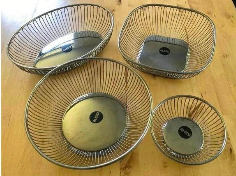 Broodmand/fruitmand Alessi RVS 4 stuks ZGAN, Ophalen of Verzenden, Zo goed als nieuw, Rond, Overige materialen