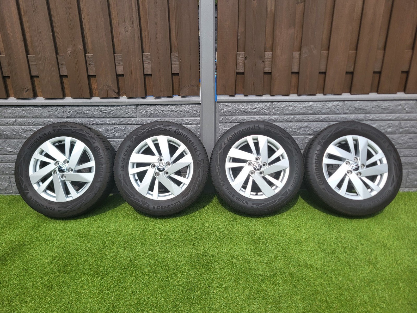 Vw polo velgen - 185/65 R15 zeer goede staat!, Auto-onderdelen, Gebruikt, 15 inch, Banden en Velgen, Personenwagen