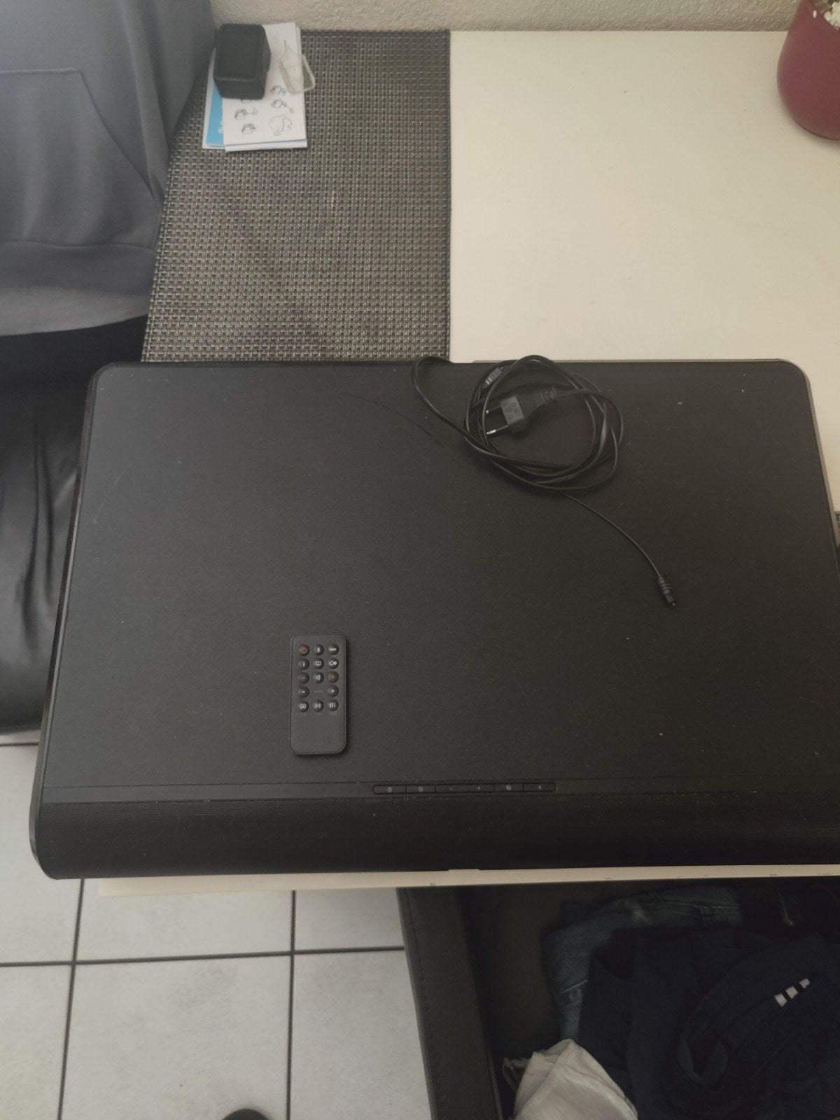JBL Cinema Base Soundbase 240W RMS met afstandsbediening, Ophalen