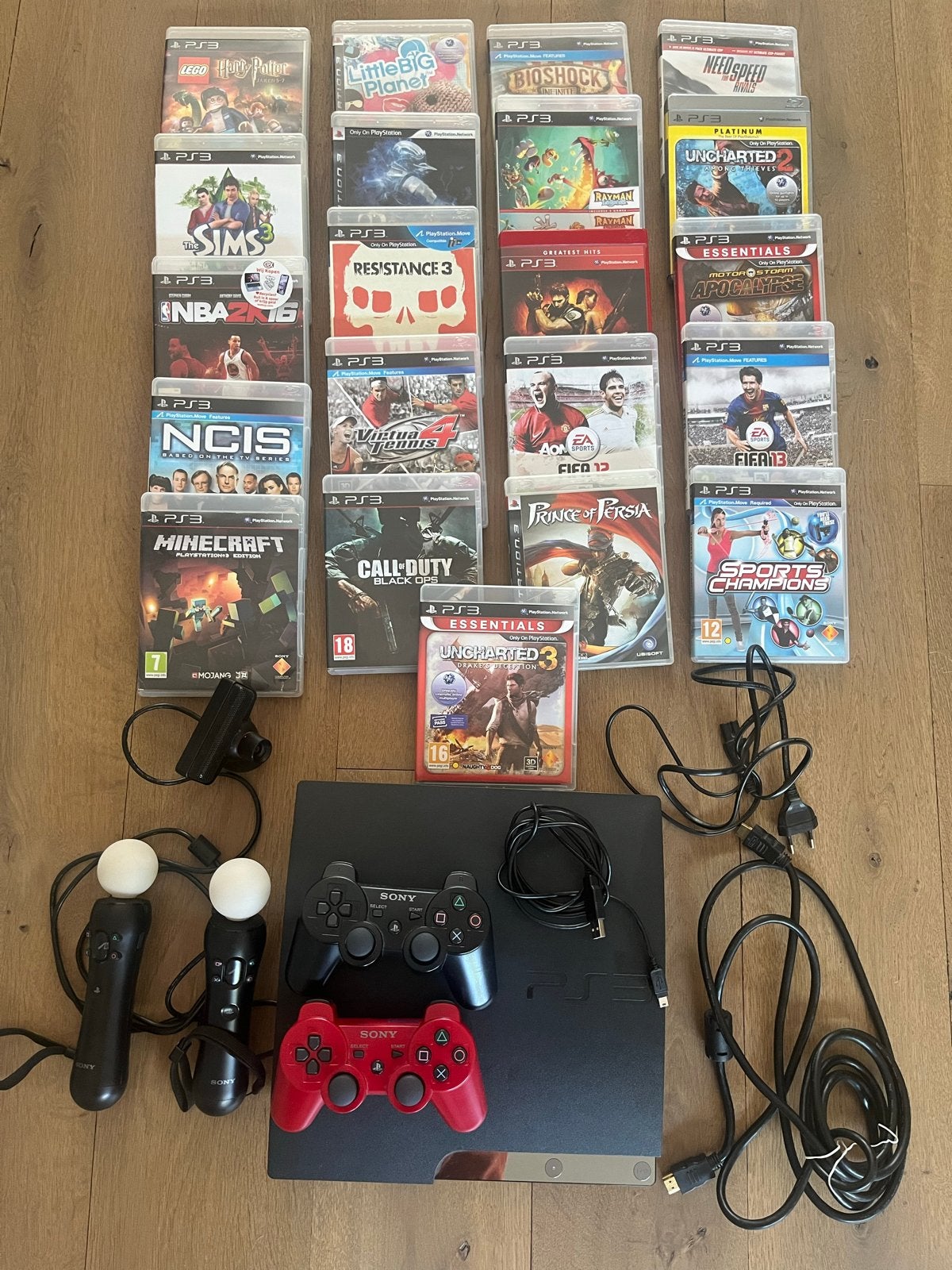 PlayStation 3 met 2 controllers en 21 games, Gebruikt, Vanaf 18 jaar, Eén computer, 3 spelers of meer