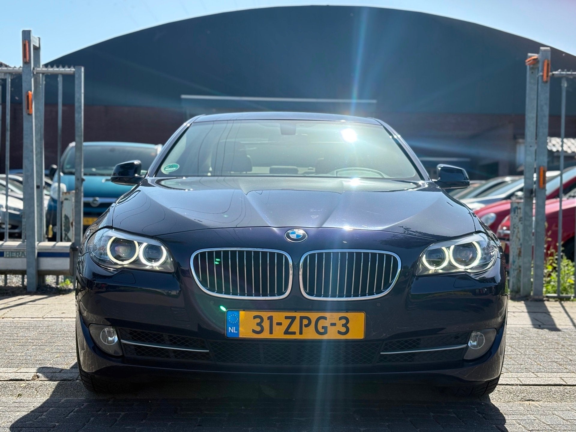 BMW 5-serie 528i High Executive | NWE D-Ketting | Xenon | Le, Auto's, BMW, Automaat, Euro 5, Gebruikt, Beige