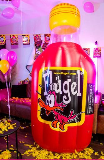 Flügel Fles OpblaasBaar (2 Meter), Hobby en Vrije tijd, Feestartikelen, Ophalen of Verzenden