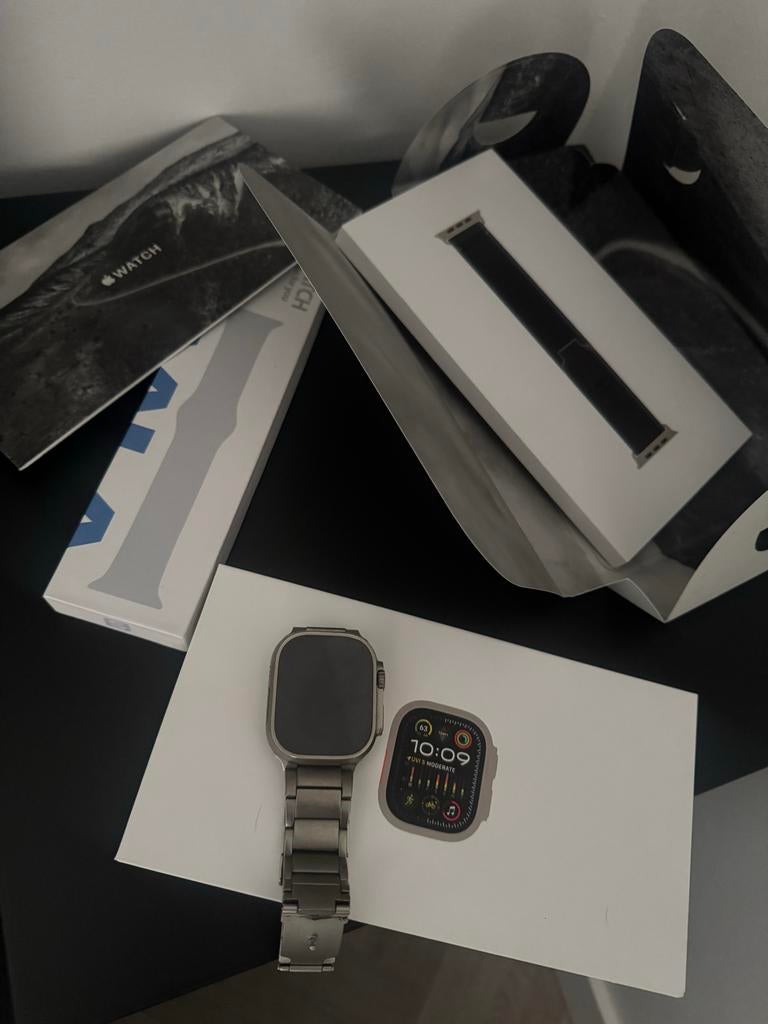 Apple Watch Ultra 2 met extra glasbeschermer, Afstand, IOS, Ophalen of Verzenden, Zo goed als nieuw