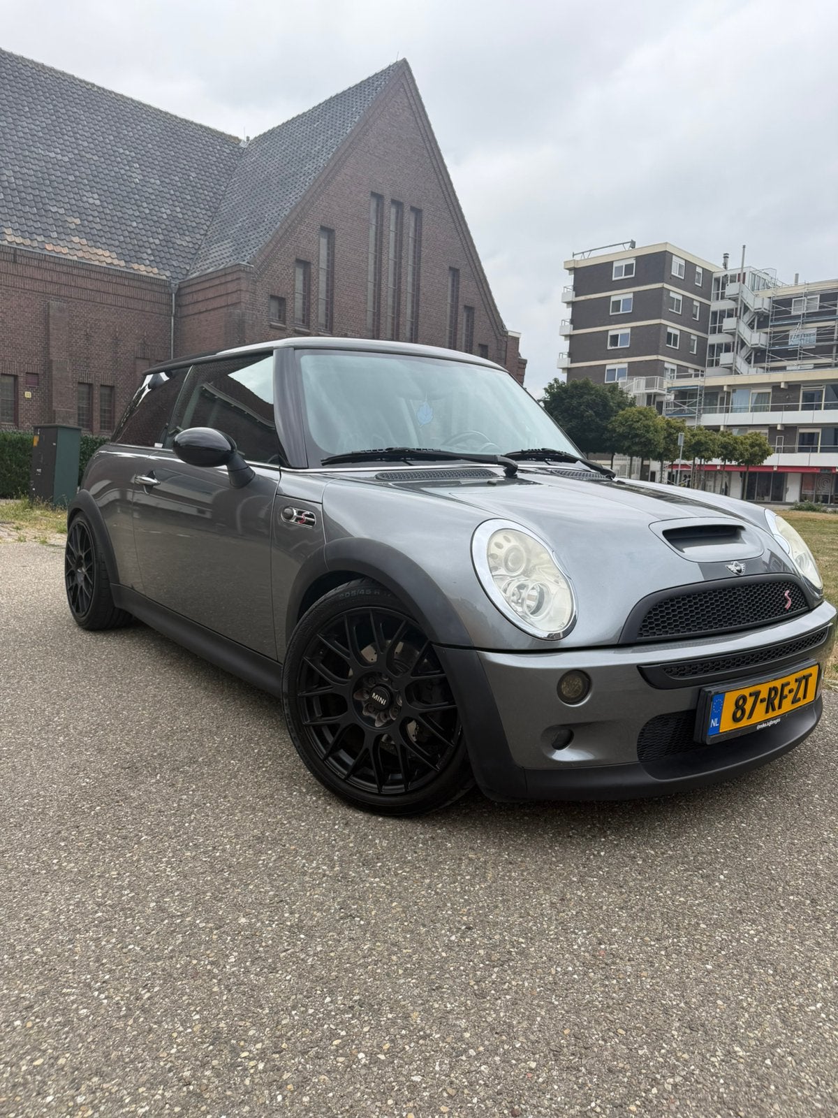 Mini 1.6 16V Cooper S 2005 met JCW recaro voorstoelen, Auto's, Mini, Voorwielaandrijving, 4 cilinders, 4 stoelen, USB