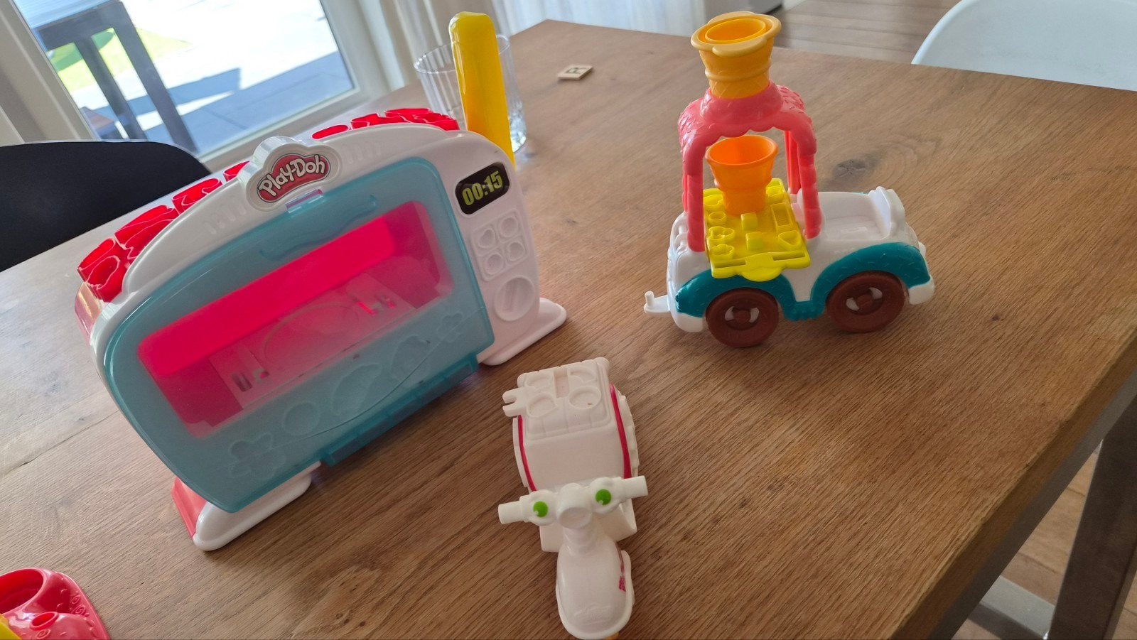 GRATIS Play-doh oven en nog veel meer, Ophalen, Zo goed als nieuw