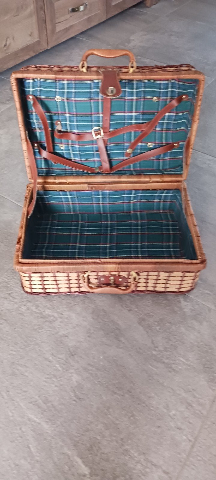 picknick koffer, Ophalen, Zo goed als nieuw
