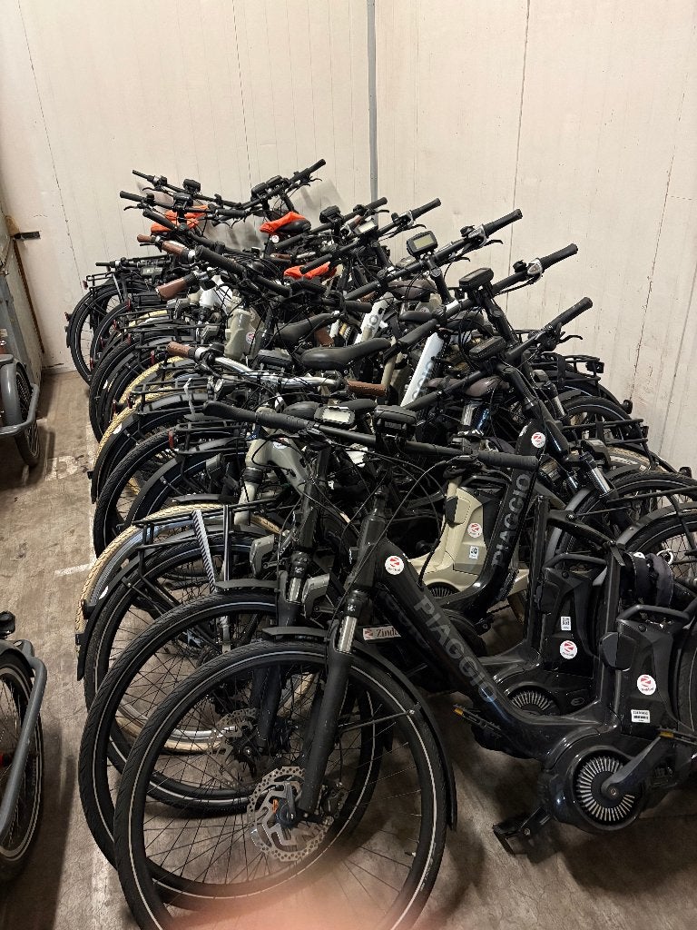 elektrische fietsen partij van 50 fietsen defect, Fietsen en Brommers, Elektrische fietsen, 47 tot 51 cm, Ophalen, Gebruikt, Overige merken