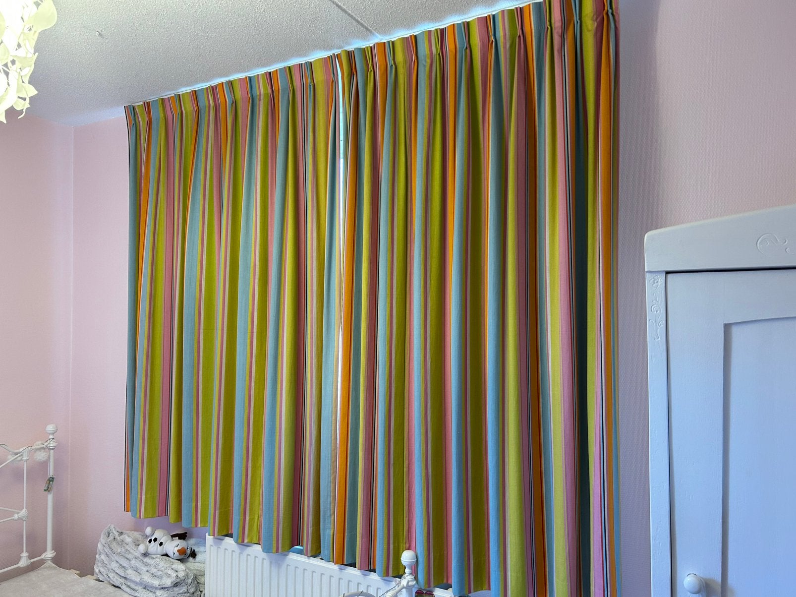 Leuke en nette Eijffinger gordijnen voor de (kinder)kamer, Ophalen, Gebruikt, Gordijn, Met haken