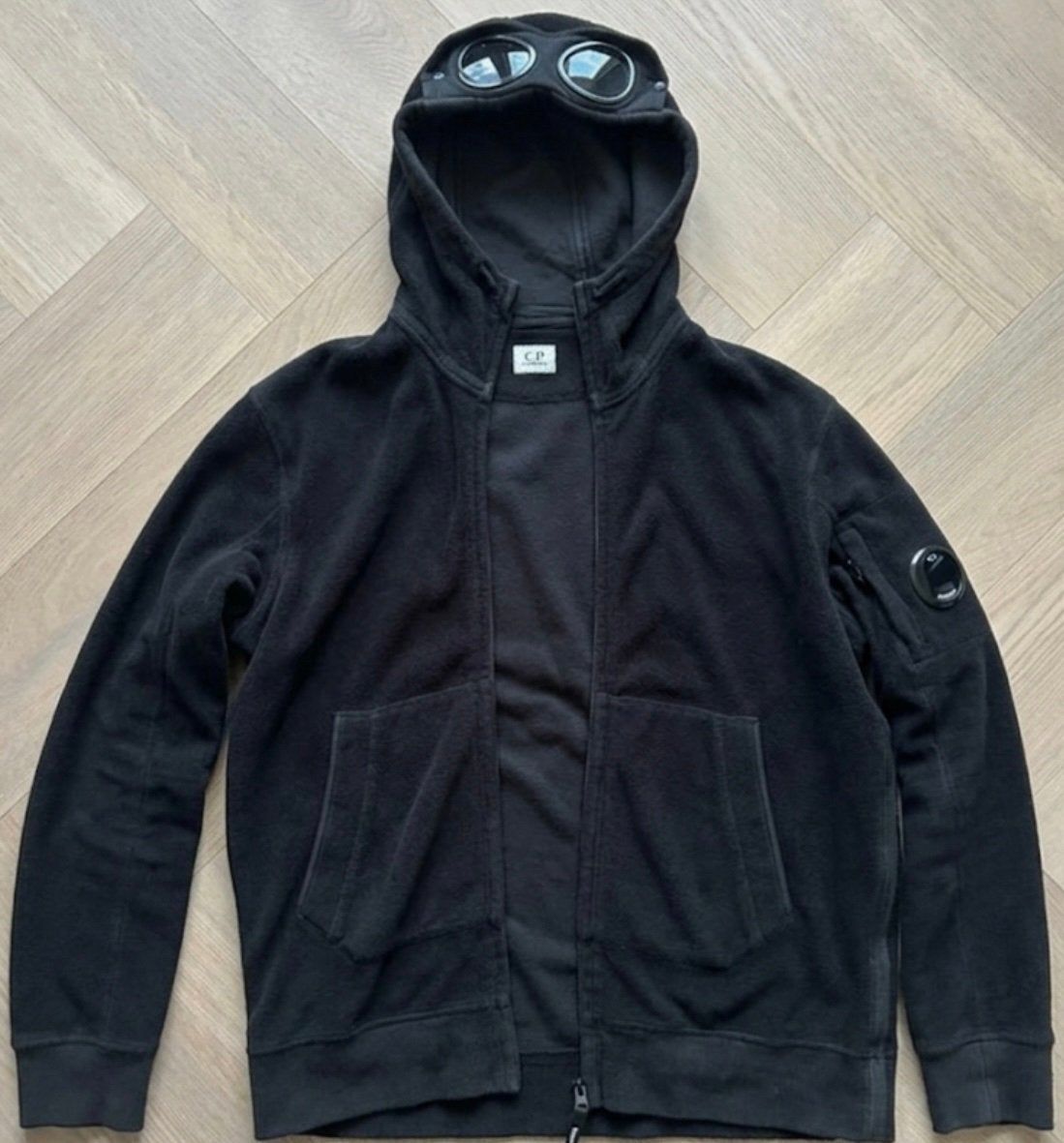 C.P. Company Goggle Hoodie / Zip-Up Fleece, Verzenden, Zo goed als nieuw, Maat 48/50 (M), Zwart