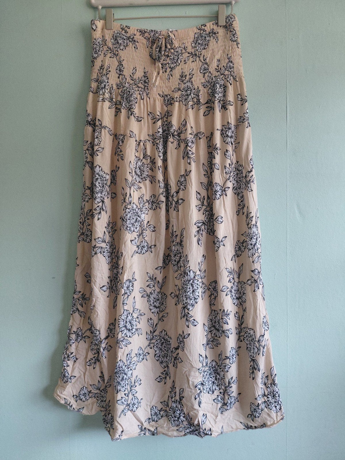 Strapless jurkje/rok met bloemenprint - Yu Yi Fashion, Maat 38/40 (M), Yu Yi Fashion, Beige, Ophalen of Verzenden