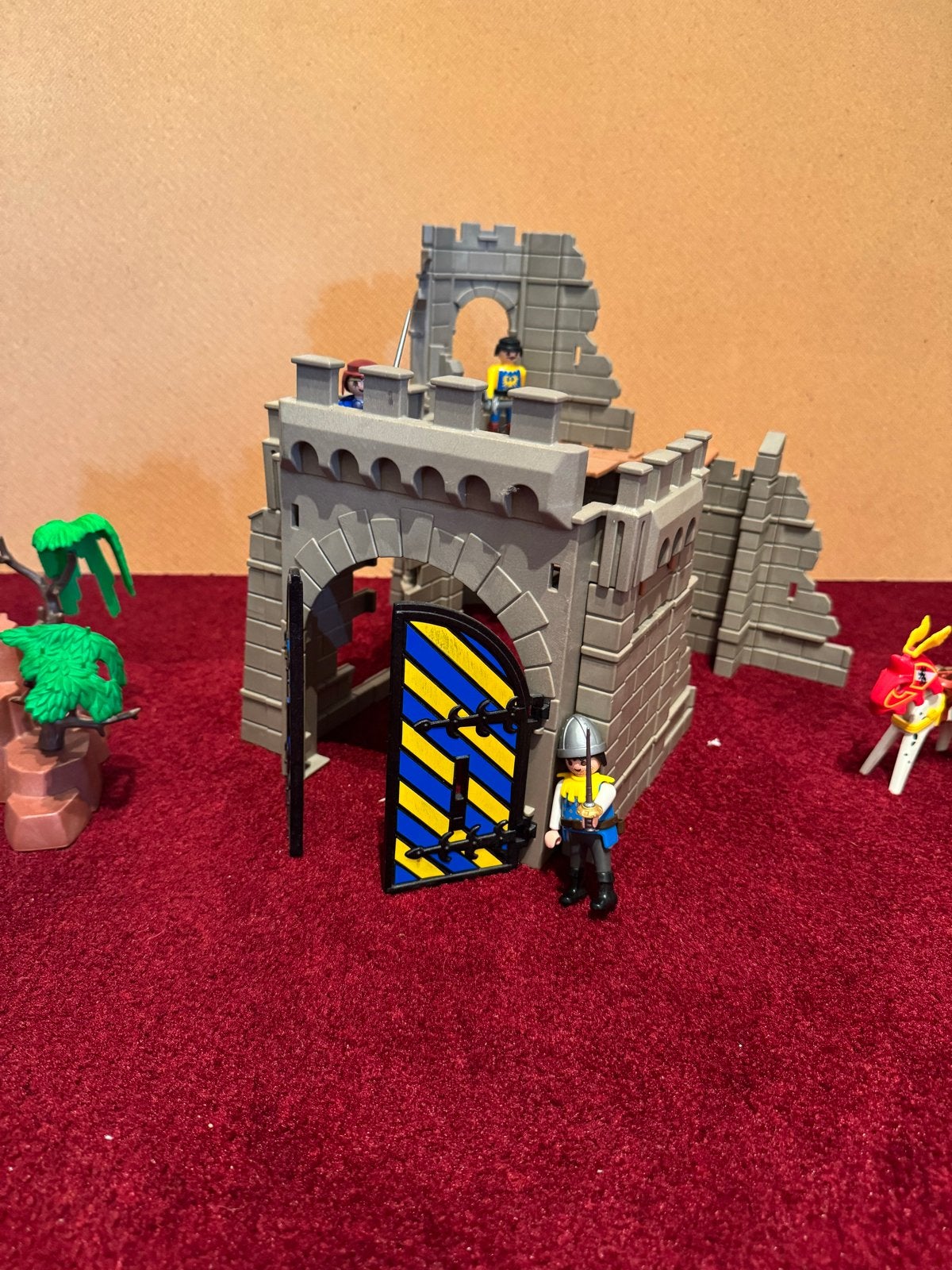 Playmobil Kasteel met accessoires - 2e hands, Kinderen en Baby's, Speelgoed | Playmobil, Ophalen, Gebruikt, Complete set, Kasteel/Fort