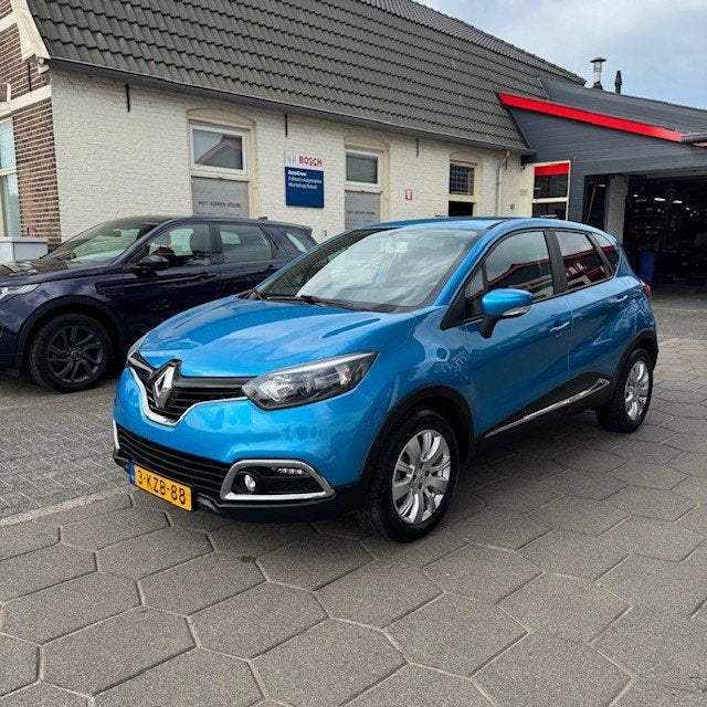 RENAULT Captur TCe 120pk AUTOMAAT Expression, Auto's, Euro 5, Stof, Zwart, 4 cilinders