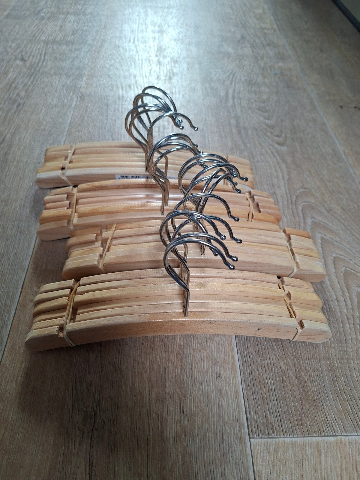 Houten kledinghangers (24 stuks) - HEMA, Ophalen of Verzenden, Zo goed als nieuw, Hout, Kinderen