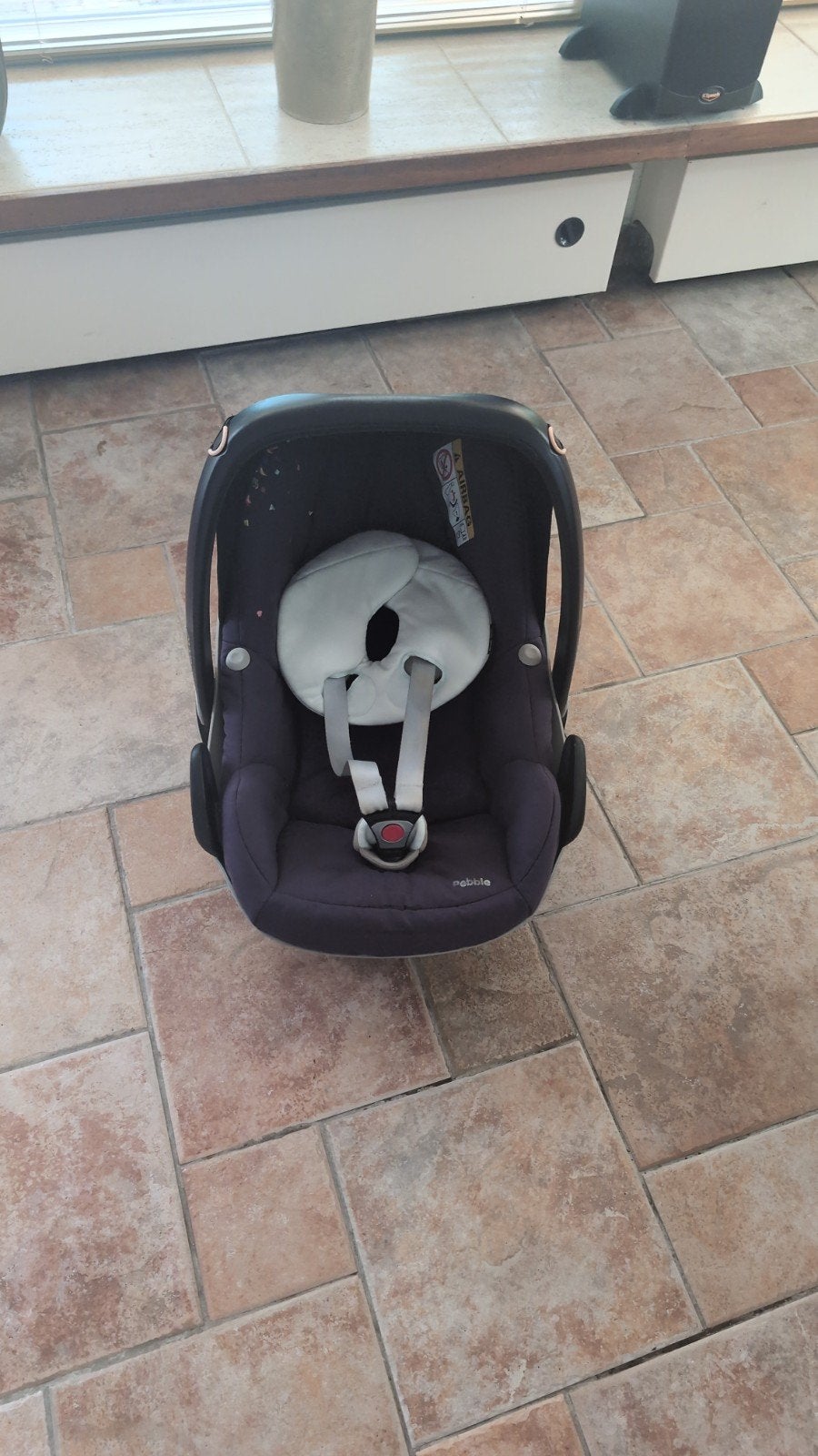 Maxi Cosy Pebble voor driepuntsgordel, Ophalen, 0 t/m 13 kg, Autogordel