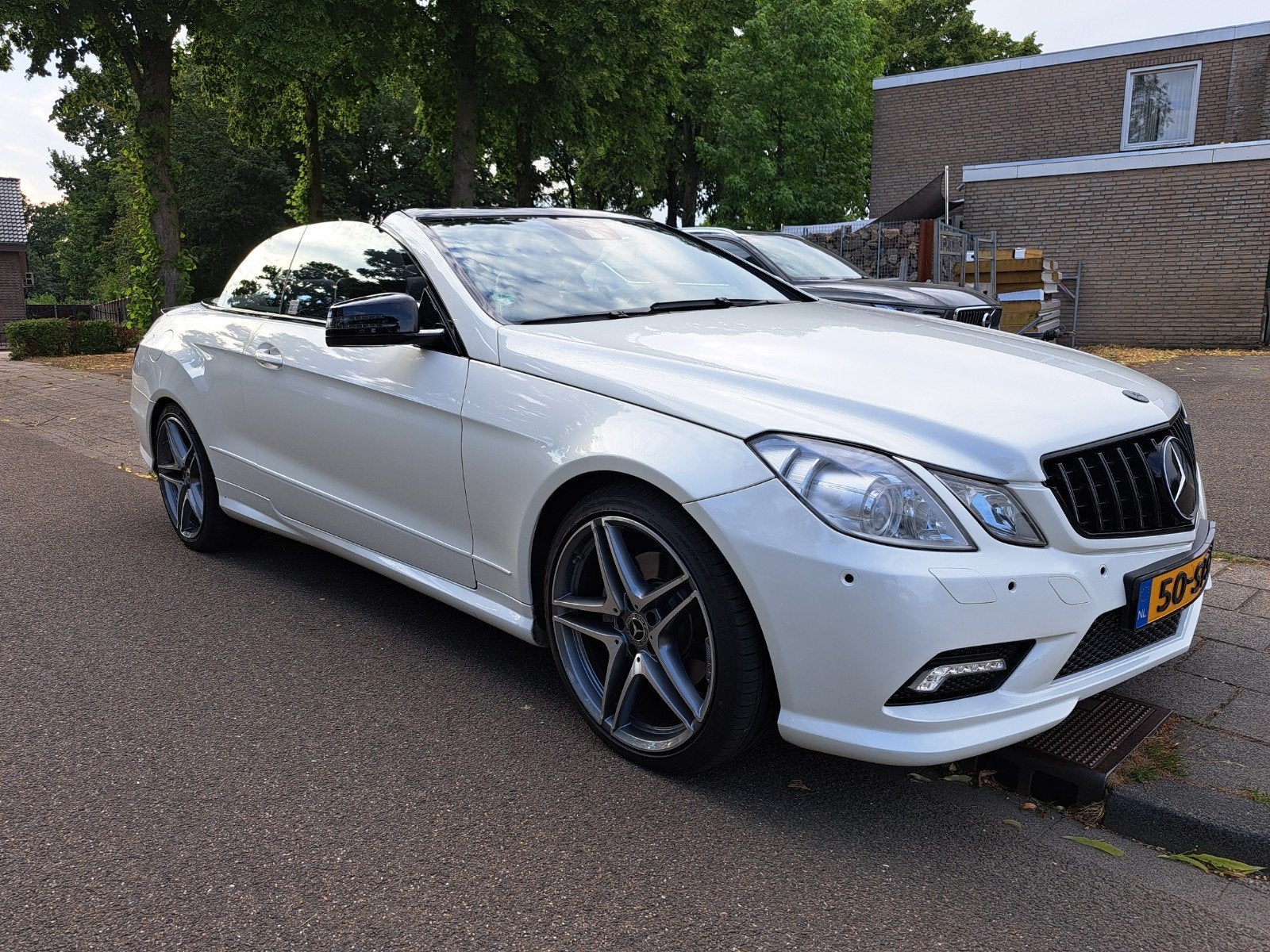 Hele dikke mercedes e 350 cgi(benzine)amg cabriolet, Automaat, Zwart, Wit, Bedrijf