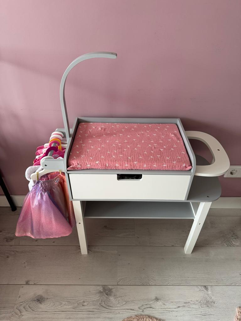 Baby Born/Poppen Commode met kinderstoel, Ophalen, Zo goed als nieuw, Commode