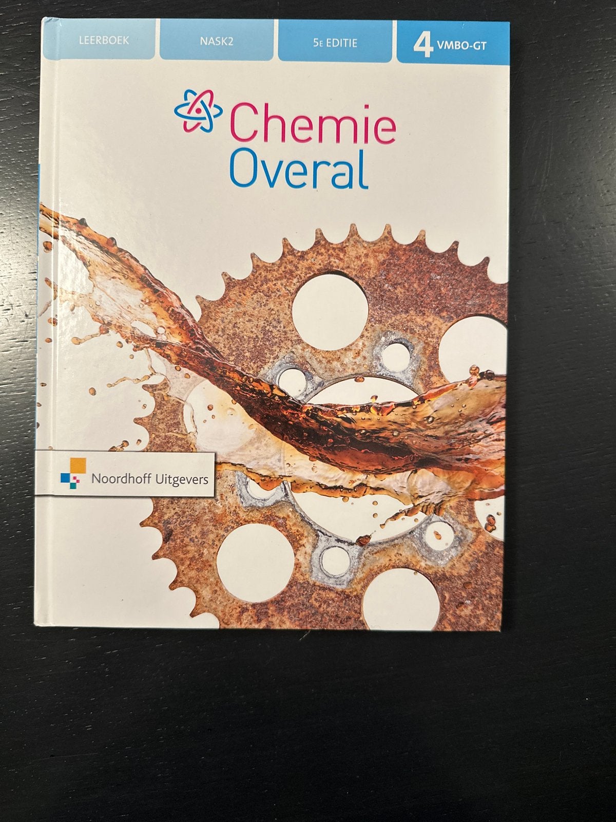 Chemie Overal NaSk2 4 vmbo-gt Leerboek 5e editie, Ophalen of Verzenden, Zo goed als nieuw, VMBO, Scheikunde