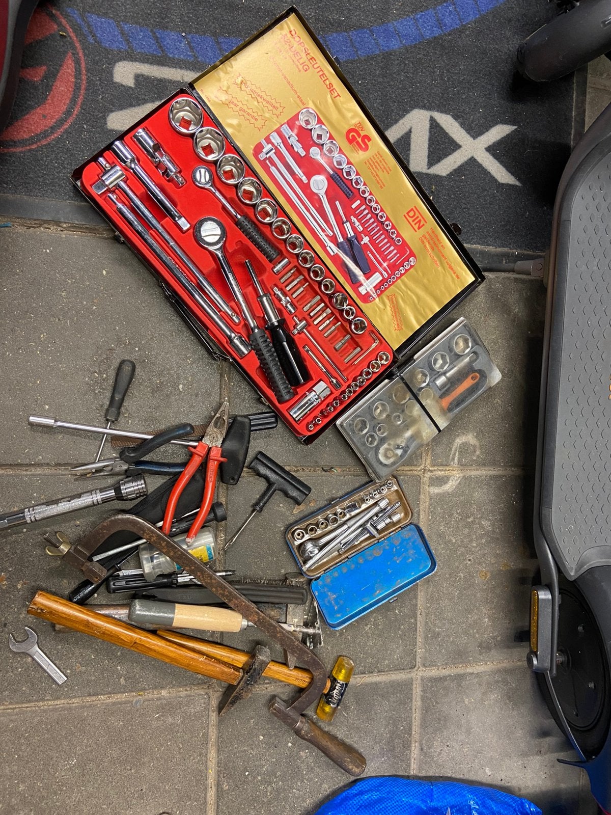 Tekoop kos gereedschap, Ophalen of Verzenden, Zo goed als nieuw