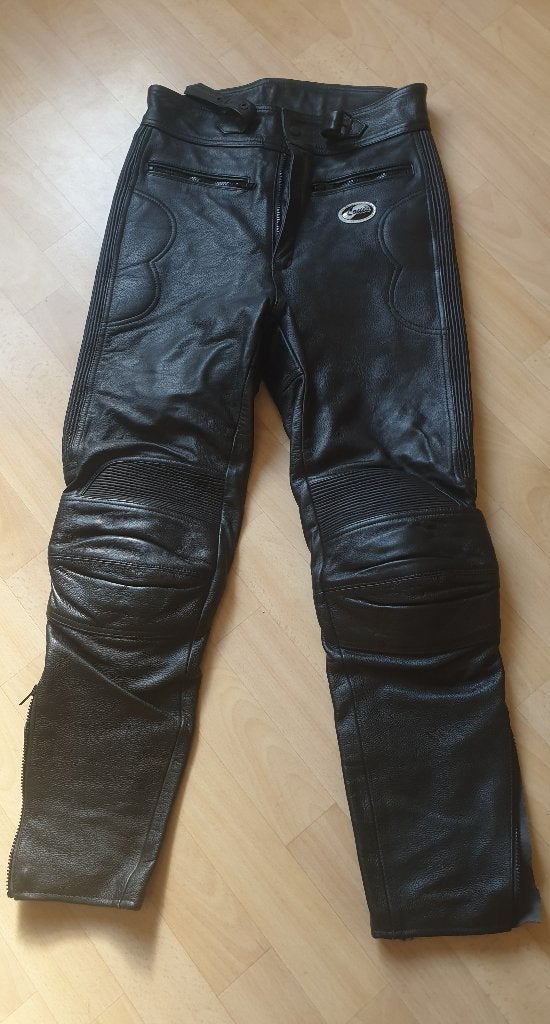 Lederen motor Jas + Broek M/L + Handschoenen maat S + kol, Verzenden, Tweedehands, Dames