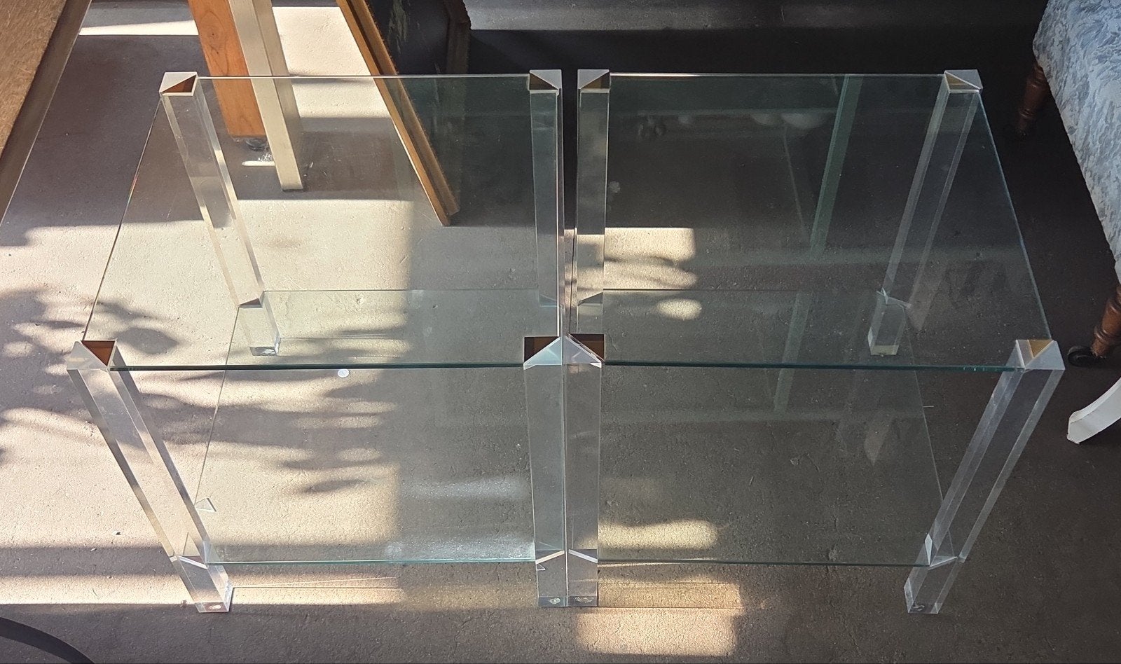 vintage bijzettafel plexiglas (acrylaat) en veiligheidsglas, Huis en Inrichting, Tafels | Bijzettafels, Minder dan 55 cm, Gebruikt