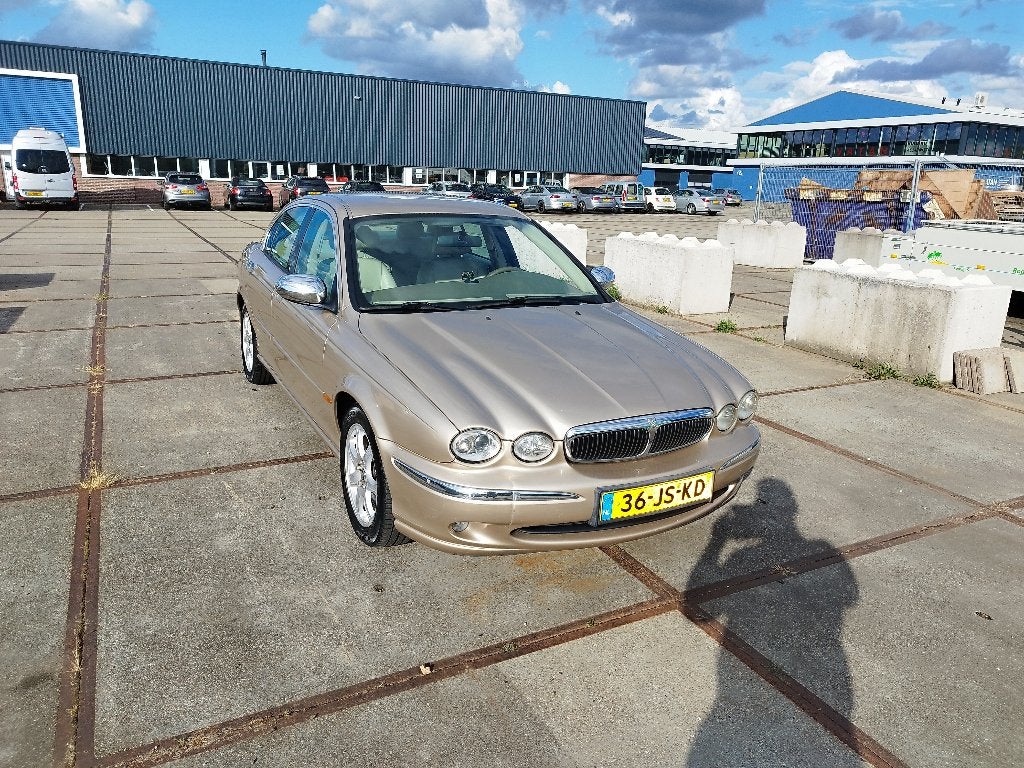 Jaguar X-Type 2.0 V6 Executive AUT 2002 Beige, Lederen bekleding, Beige, 156 pk, Beige
