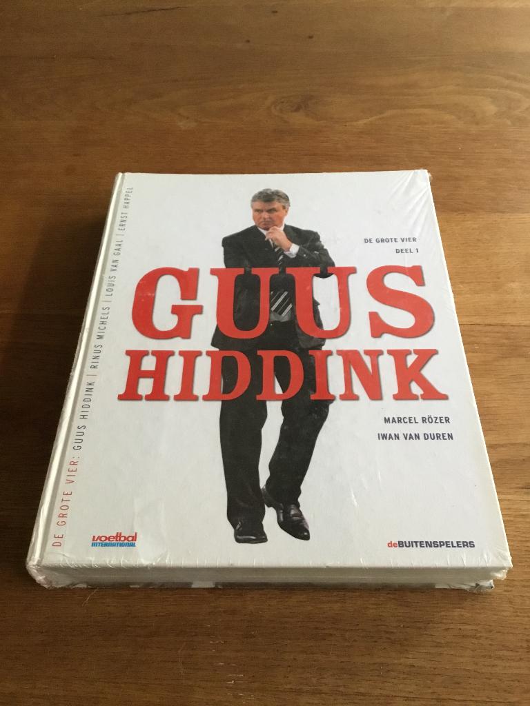 Guus Hiddink De grote vier, Boeken, Ophalen of Verzenden, Zo goed als nieuw, Balsport