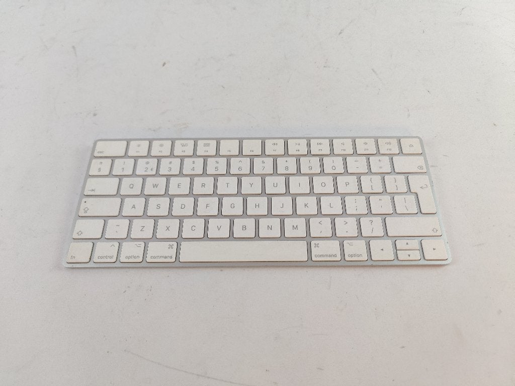 Apple A1644 Magic keyboard || Nu voor €44.99!, Computers en Software, Toetsenborden, Ophalen of Verzenden, Zo goed als nieuw, X