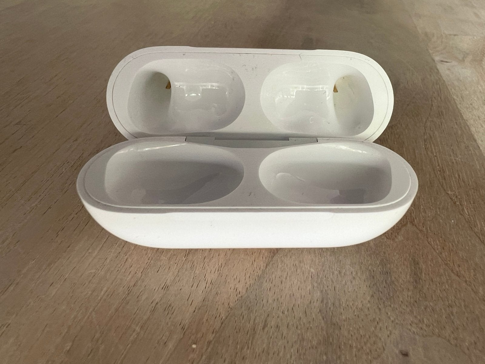 Oplaadcase Airpods pro 2, Ophalen of Verzenden, Zo goed als nieuw