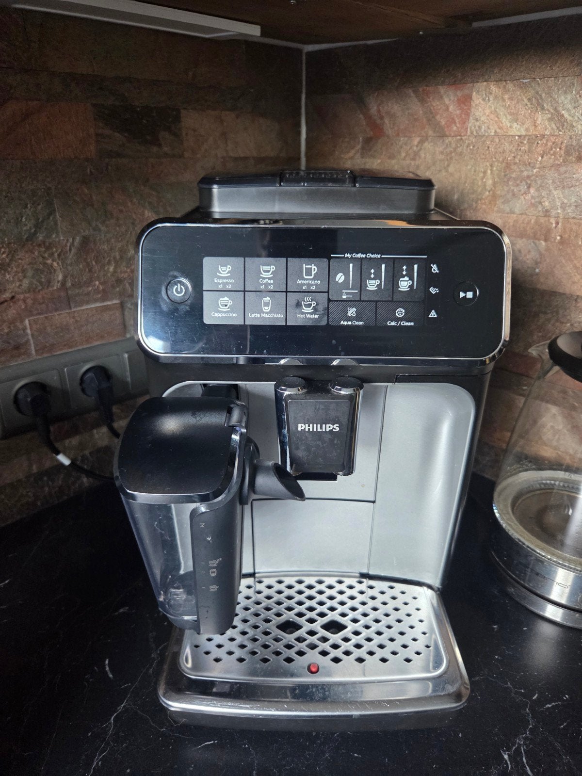 Philips EP3246/70 Volautomatische Espressomachine, Espresso apparaat, 10 kopjes of meer, Zo goed als nieuw, Afneembaar waterreservoir