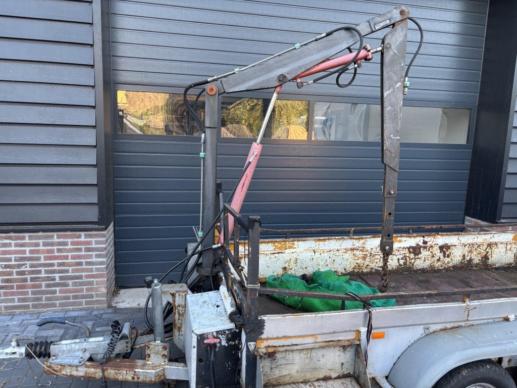 Hapert bakwagen met elektrische laadkraan kraan, Gebruikt