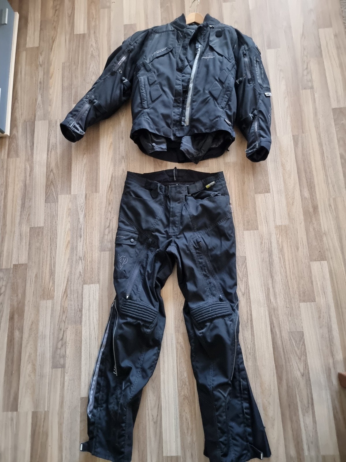 Evolution textiel motorpak met regen- en thermovoering, Motoren, Kleding | Motorkleding, Broek | textiel, Dames, Heren, Tweedehands