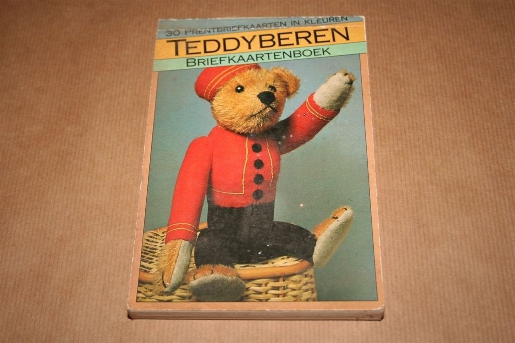 Teddyberen kaartenboek — 30 kleurrijke prentbriefkaarten, Ophalen of Verzenden, Voor 1920, Ongelopen, Sterren en Beroemdheden