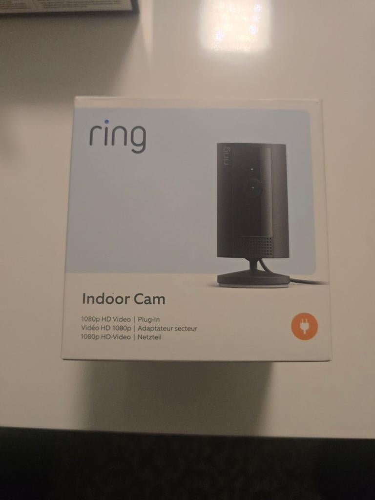Ring Indoor Cam - Zo goed als nieuw, Ophalen of Verzenden, Zo goed als nieuw, Binnencamera