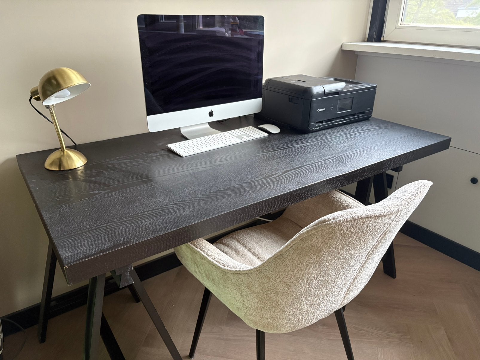Ikeau bureau met losse schragen, Huis en Inrichting, Ophalen, Zo goed als nieuw, Rechthoekig, 50 tot 100 cm