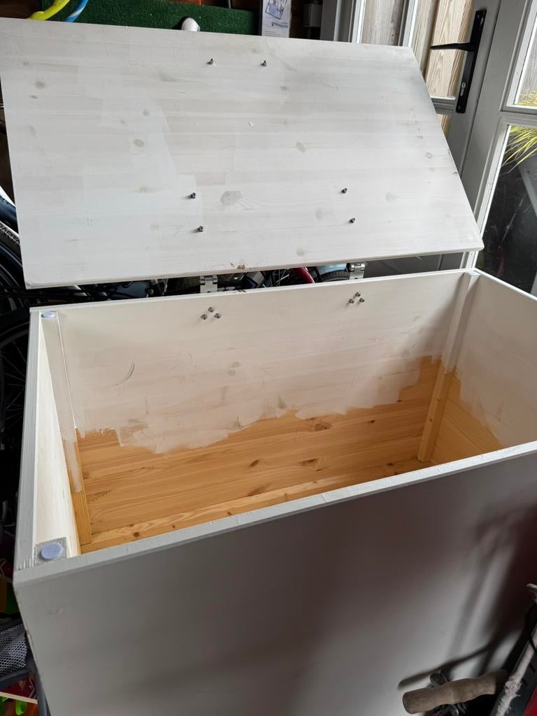 Speelgoedkist houten kist in zeer goede staat. Zie tekst, Ophalen, 50 tot 100 cm, Zo goed als nieuw, Minder dan 50 cm