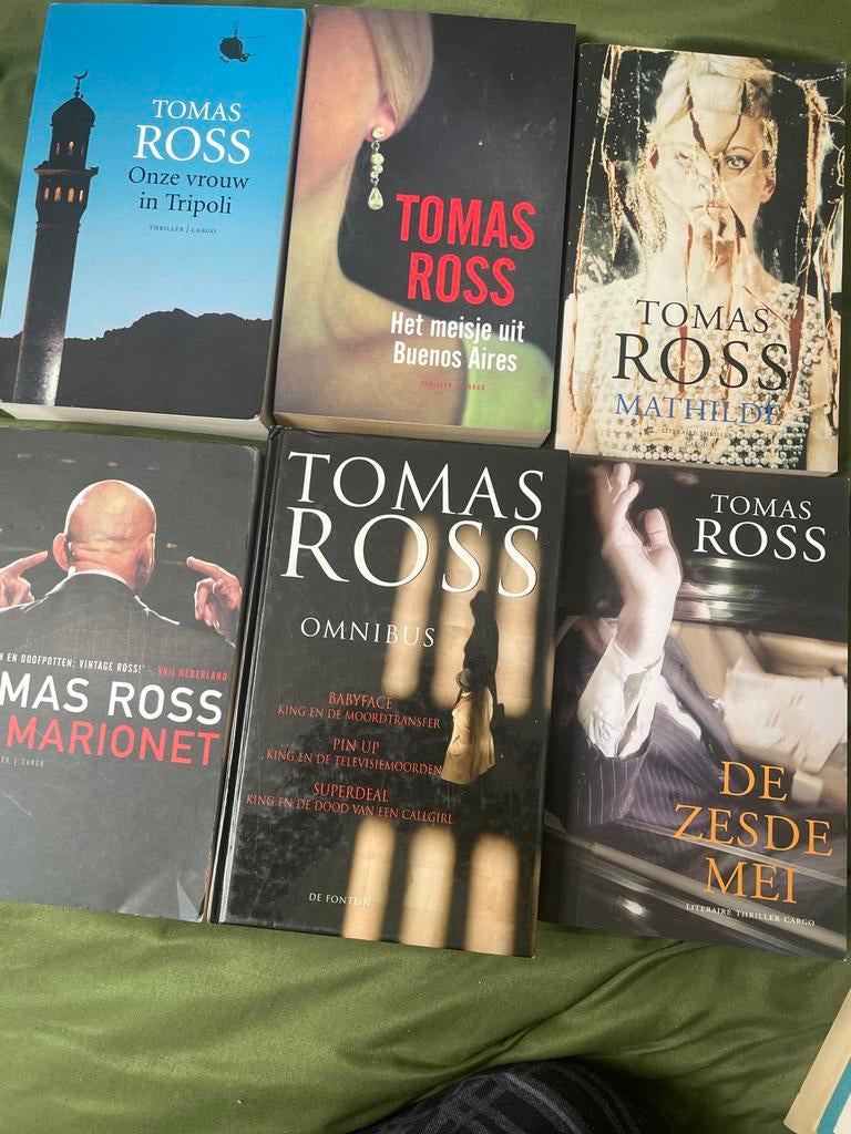 Tomas Ross Omnibus, Boeken, Thrillers, Ophalen of Verzenden, Gelezen, Nederland