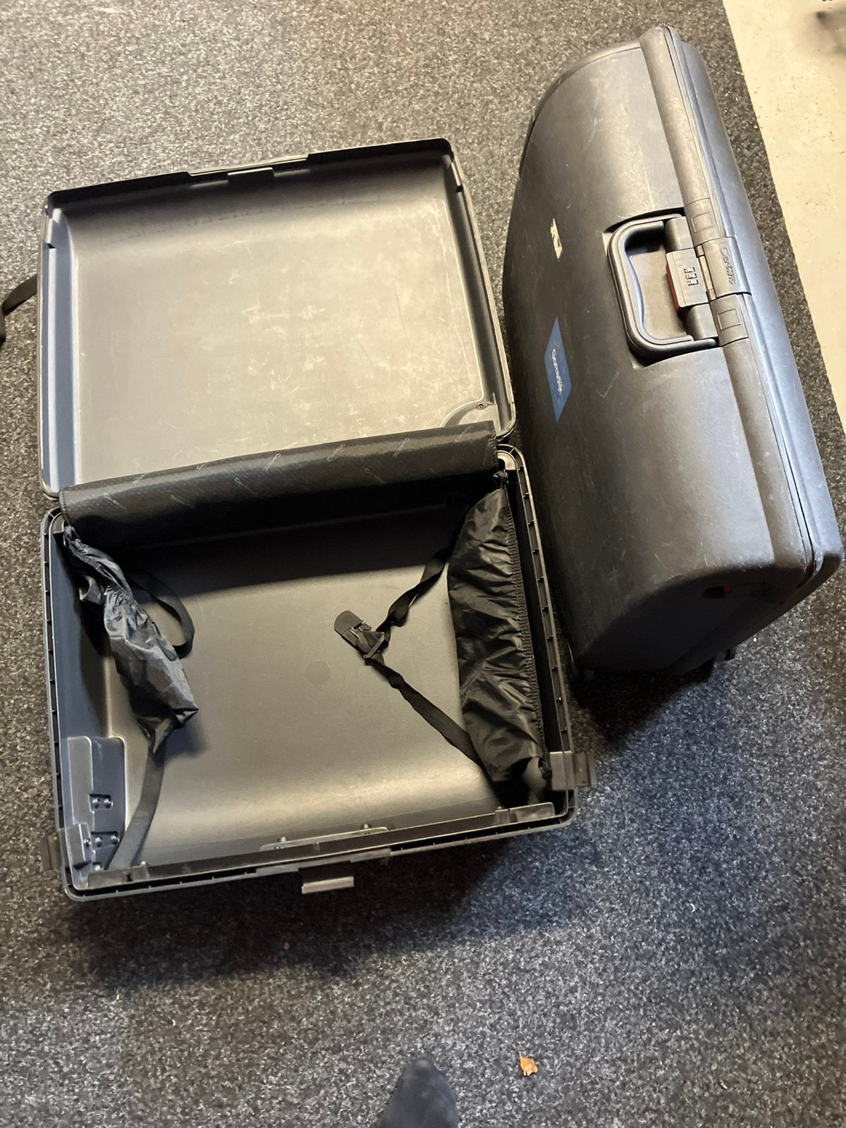 Reiskoffers 2 stuks, Sieraden, Tassen en Uiterlijk, Gebruikt, Hard kunststof, Slot, 55 cm of meer