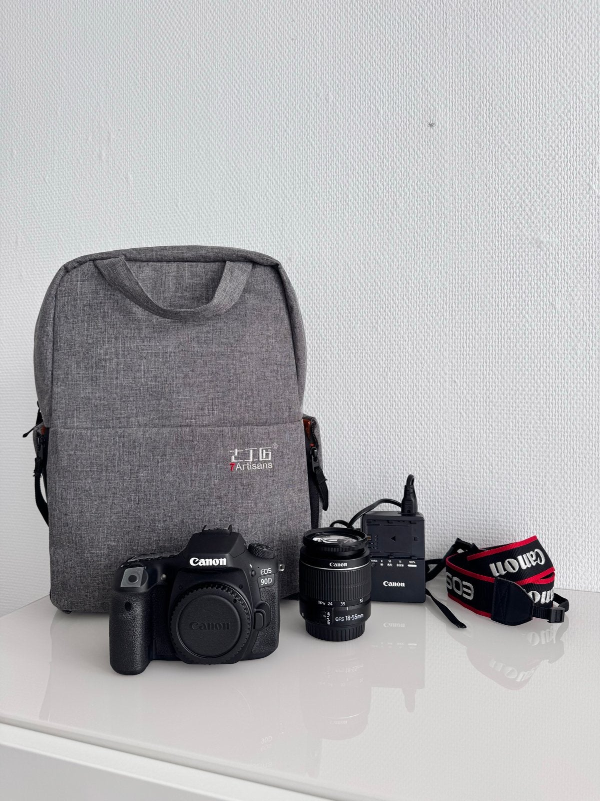 Canon EOS 90D + EF-S 18-55mm lens - Zo goed als nieuw, Ophalen, Spiegelreflex, Canon, Kantelbaar/draaibaar scherm